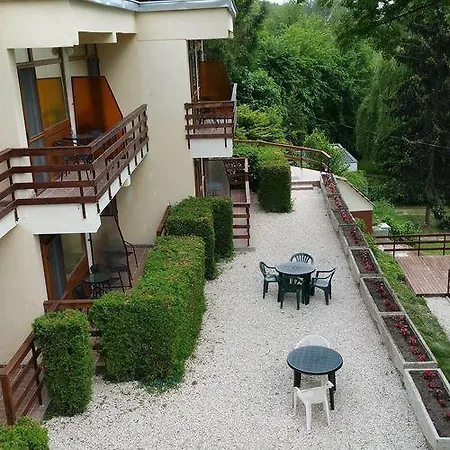 Gabriella Panzio Bed & Breakfast Balatonkenese